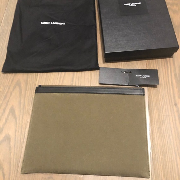 NEW YSL YVES SAINT LAURENT ARMY GREEN CLUTCH NWT - Picture 2 of 2